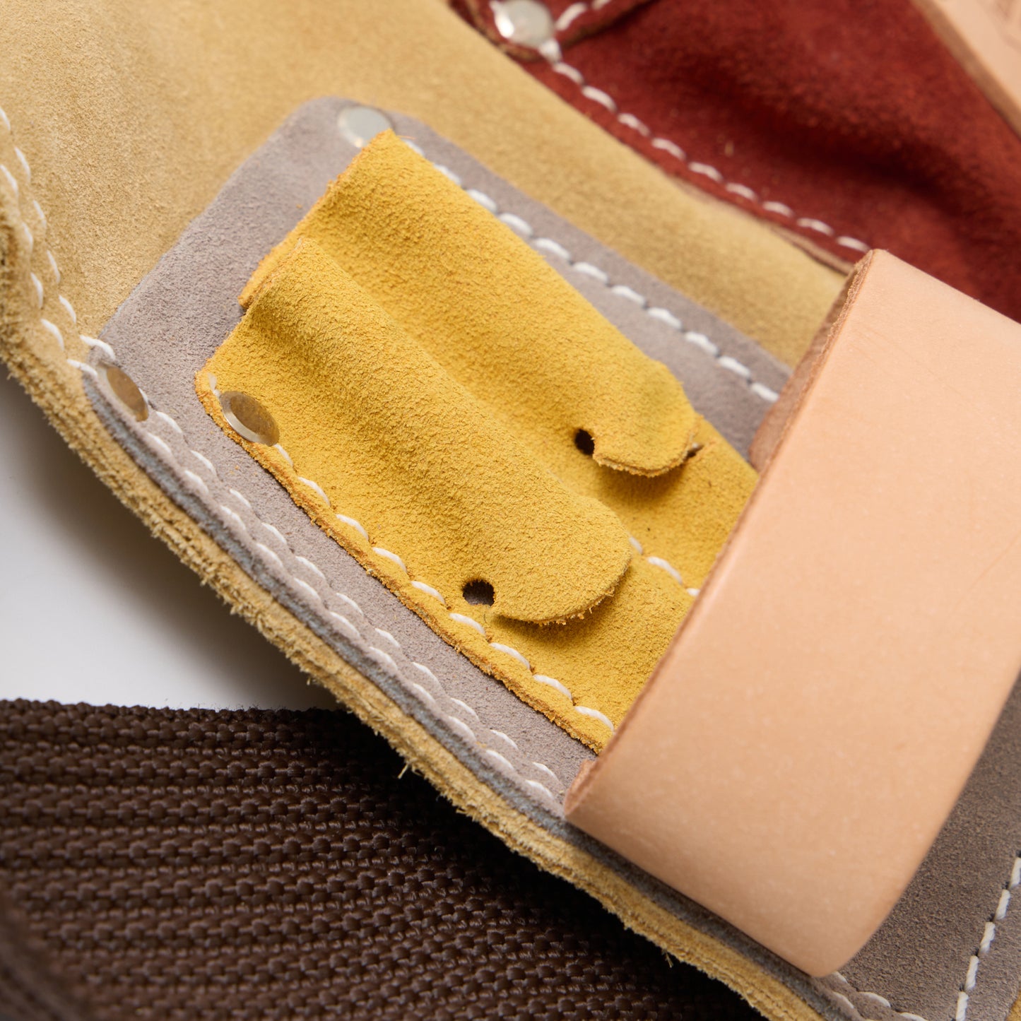 HERITAGE LEATHER MULTI COLOR SUEDE 5POCKET NAIL AND TOOL POUCH - MULTI