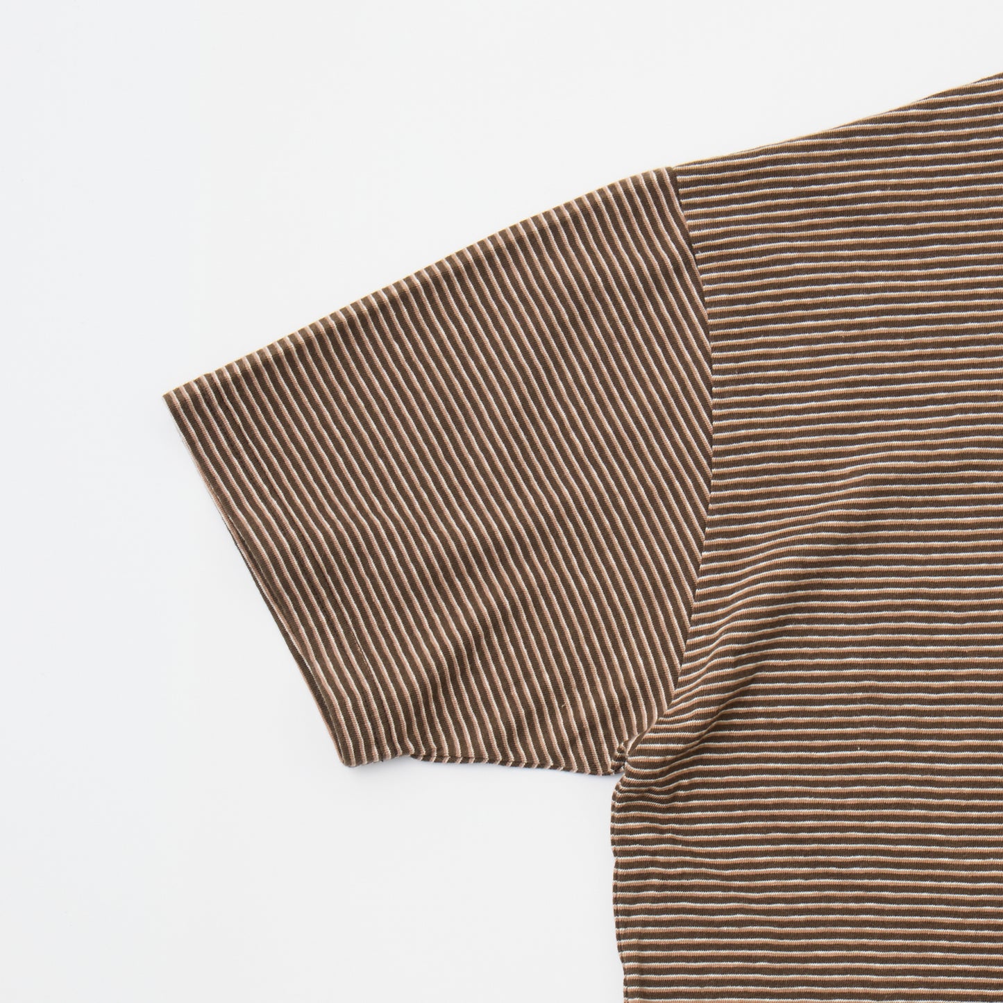 FELCO S/S MOCK NECK NARROW STRIPE POCKET TEE