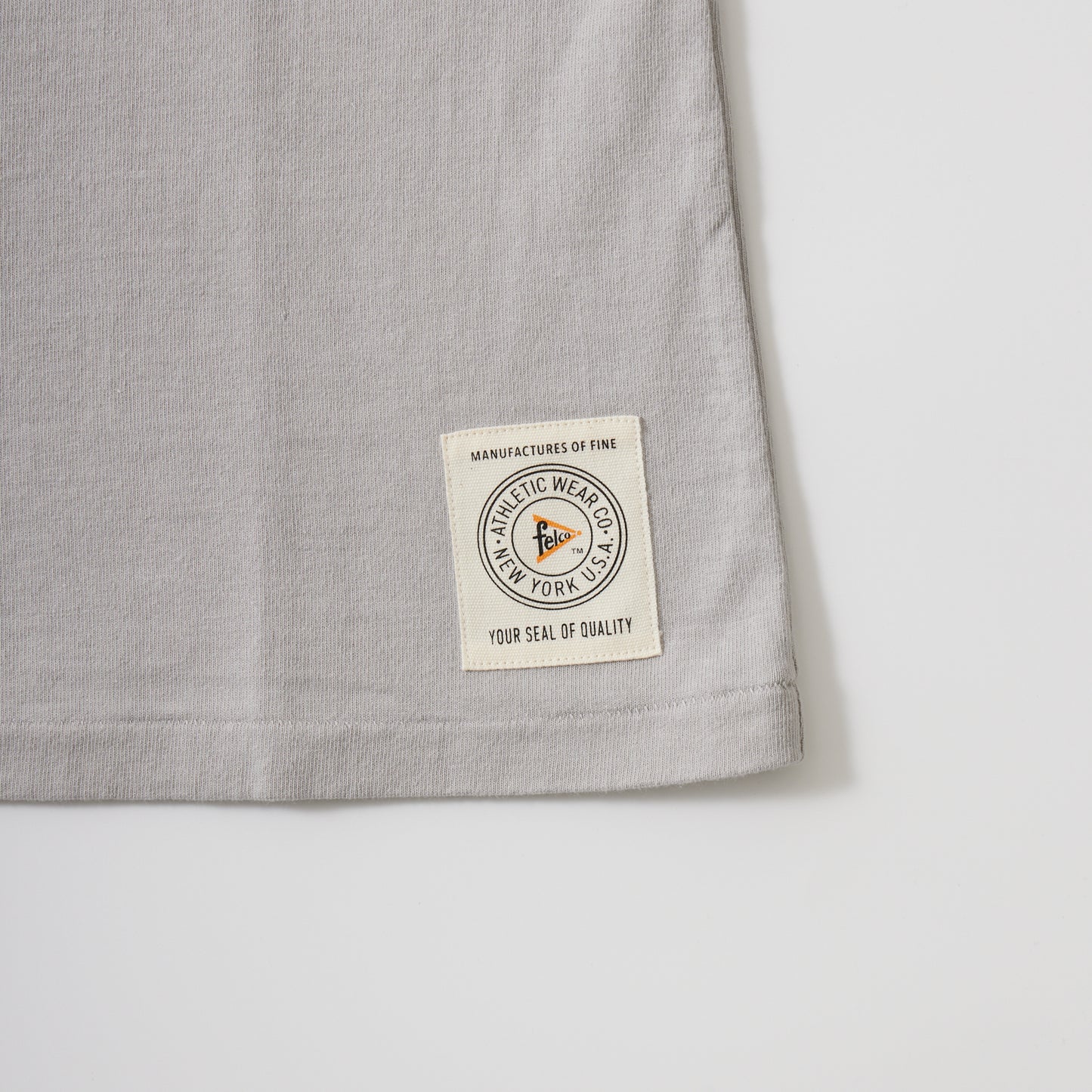 FELCO S/S HI CREW TEE - CORNELL UNIVERSITY BEARS PRINT