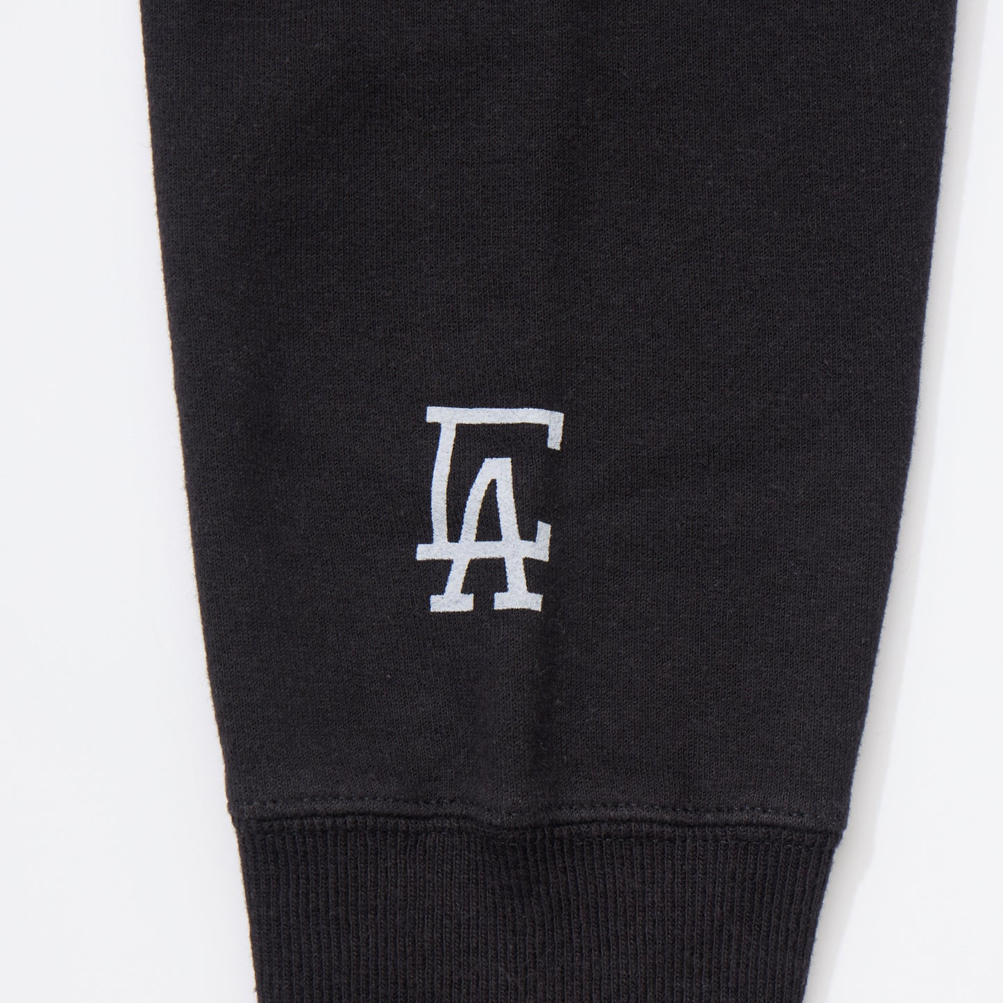 CALIFOLKS MADE IN CALIFORNIA COMFORT WASH CREW NECK SWEAT SHIRT - BLACK