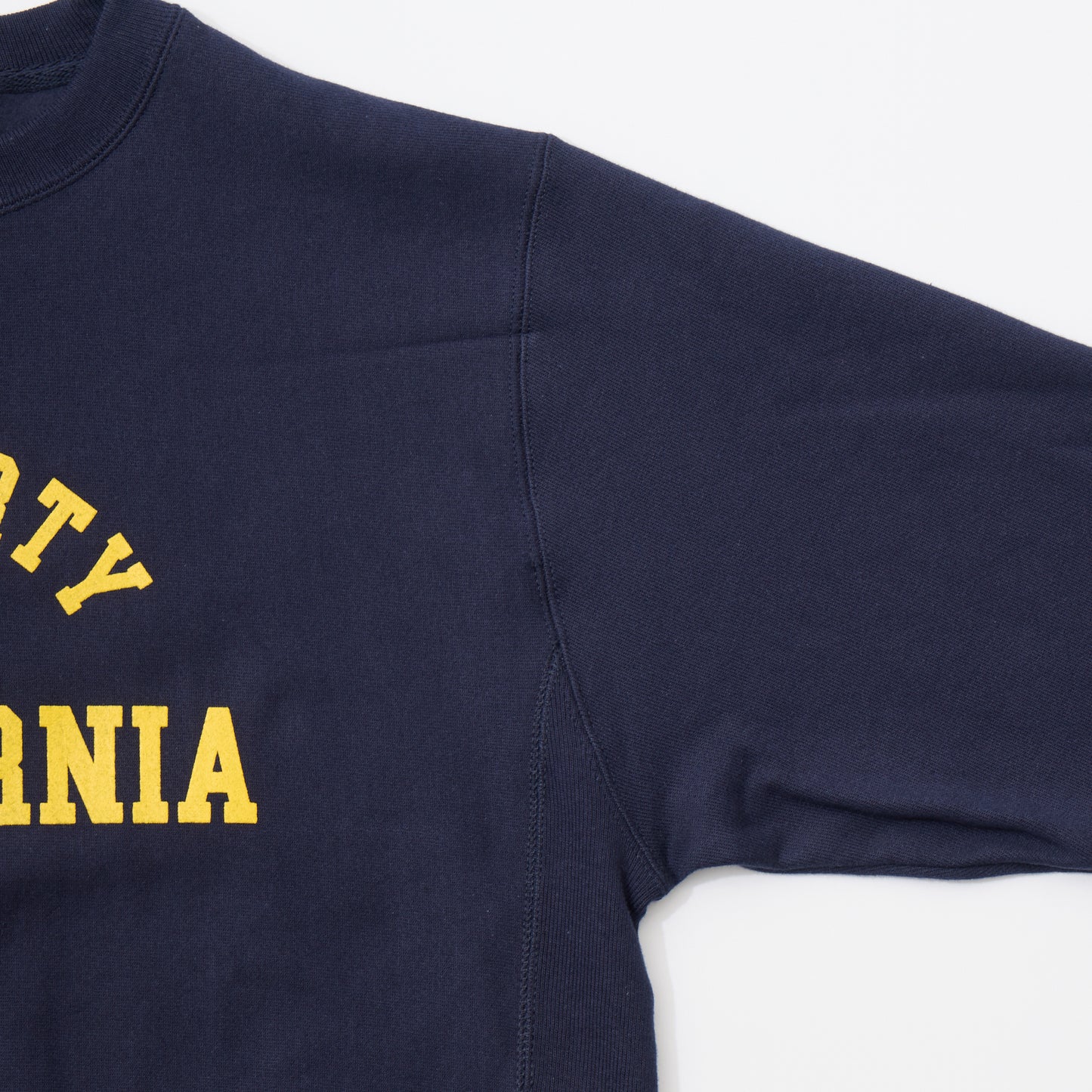 CALIFOLKS CHAMPION REVERSE WEAVE CREW NECK SWEAT - PROPERTY OF CALIFORNIA