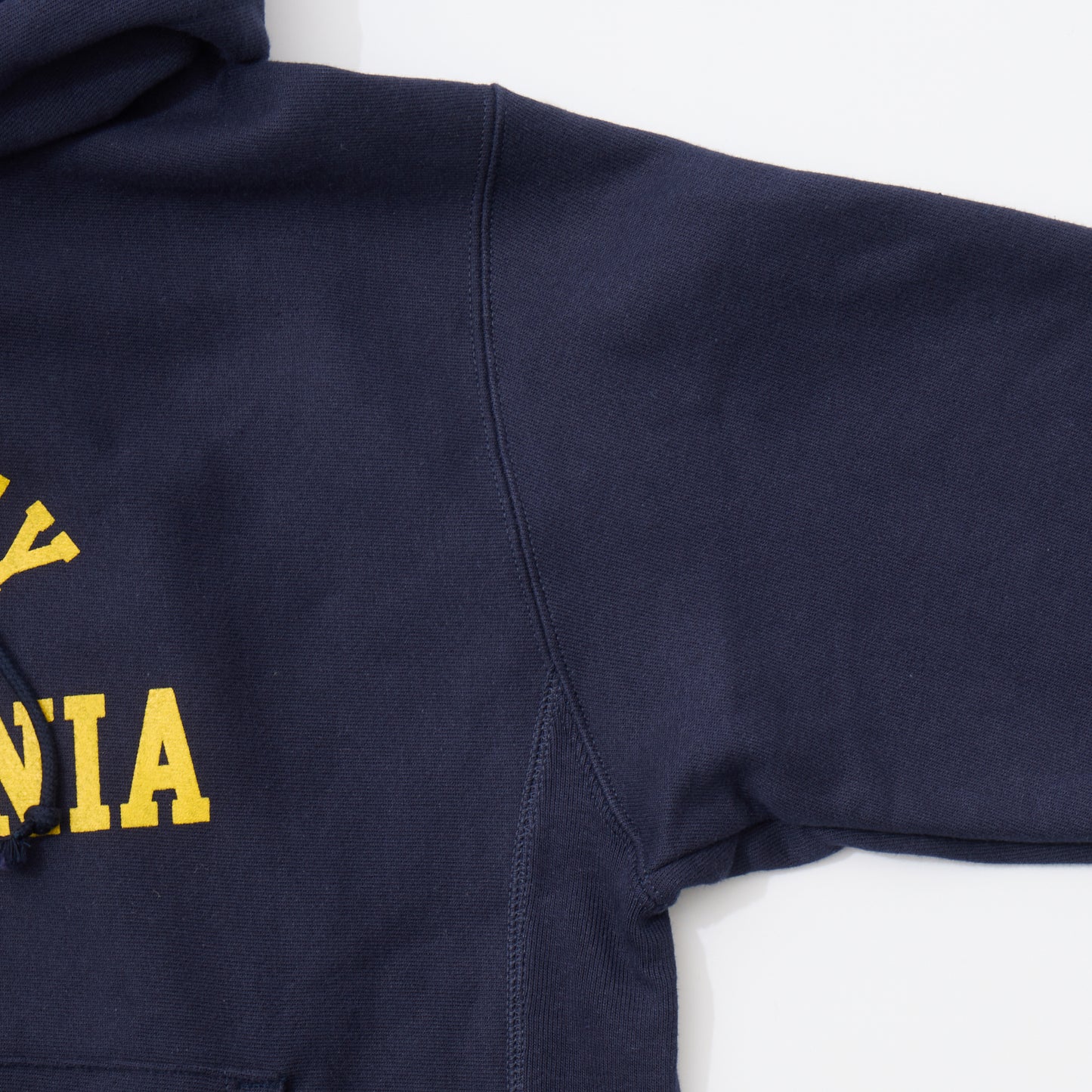 CALIFOLKS CHAMPION REVERSE WEAVE HOODED PULLOVER SWEAT - PROPERTY OF CALIFORNIA