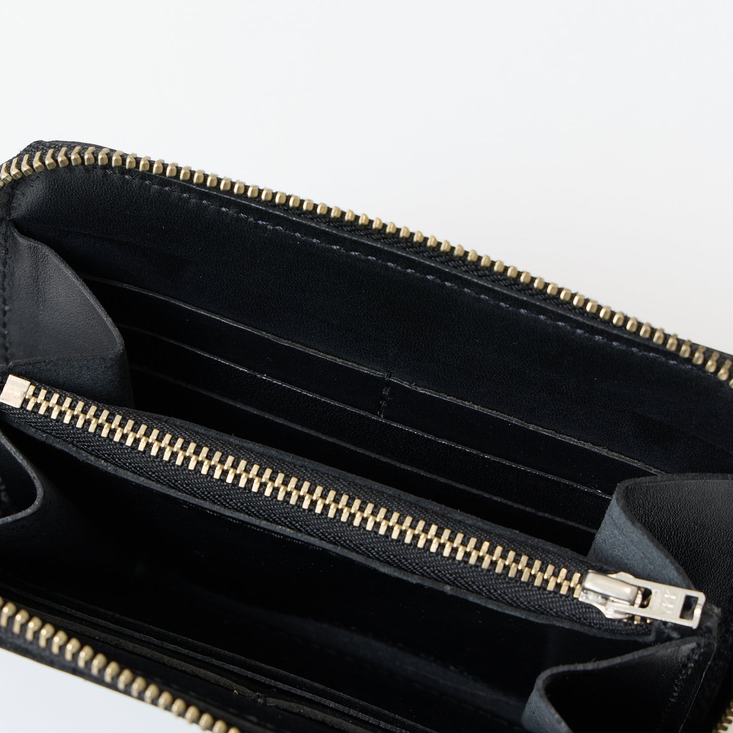 HTC ZIPPER MEDIUM BORN&ARROW UMBRELLA WALLET