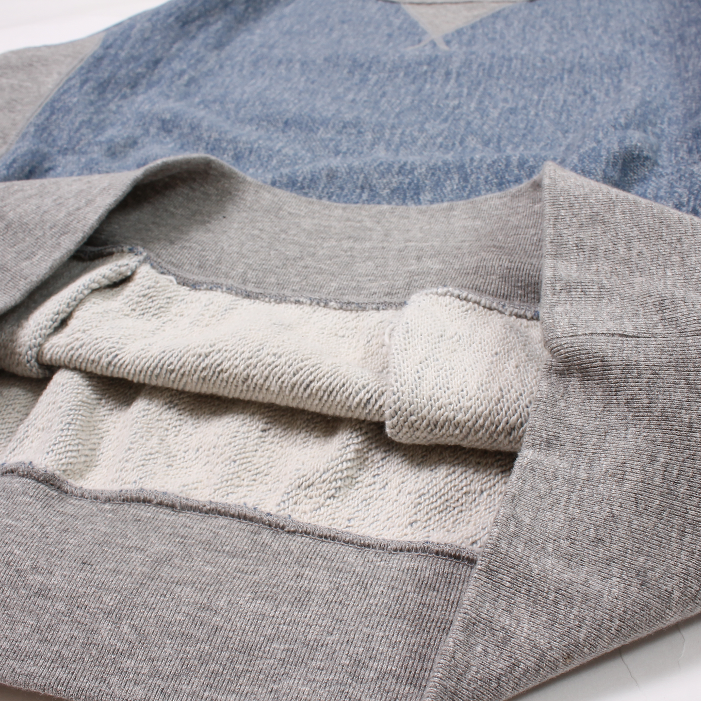 FELCO CLASSIC FIT L/S INVERSE WEAVE V GUSSET CREW SWEAT W/SLASH POCKET 16oz HEAVY WEIGHT TERRY - TWISTED BLUE