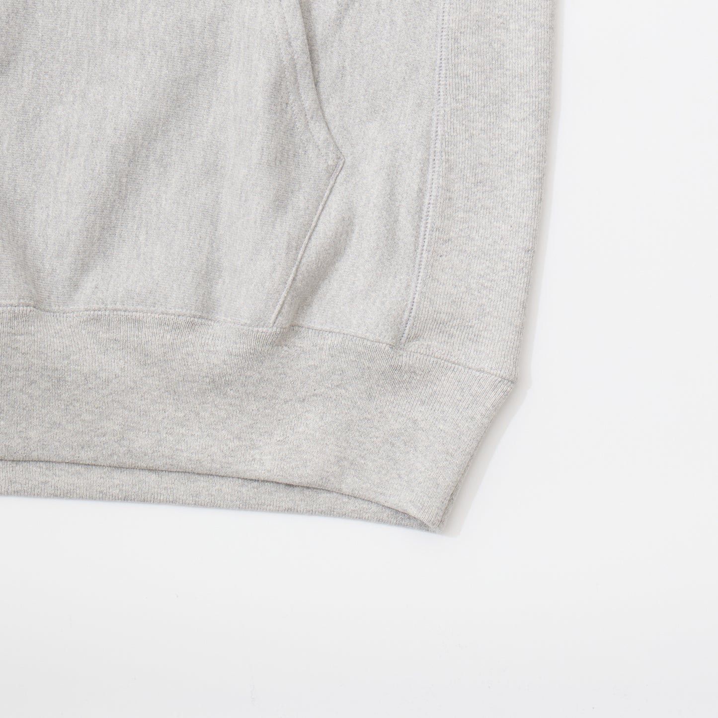 CALIFOLKS CHAMPION REVERSE WEAVE HOODED PULLOVER SWEAT - 8Y8