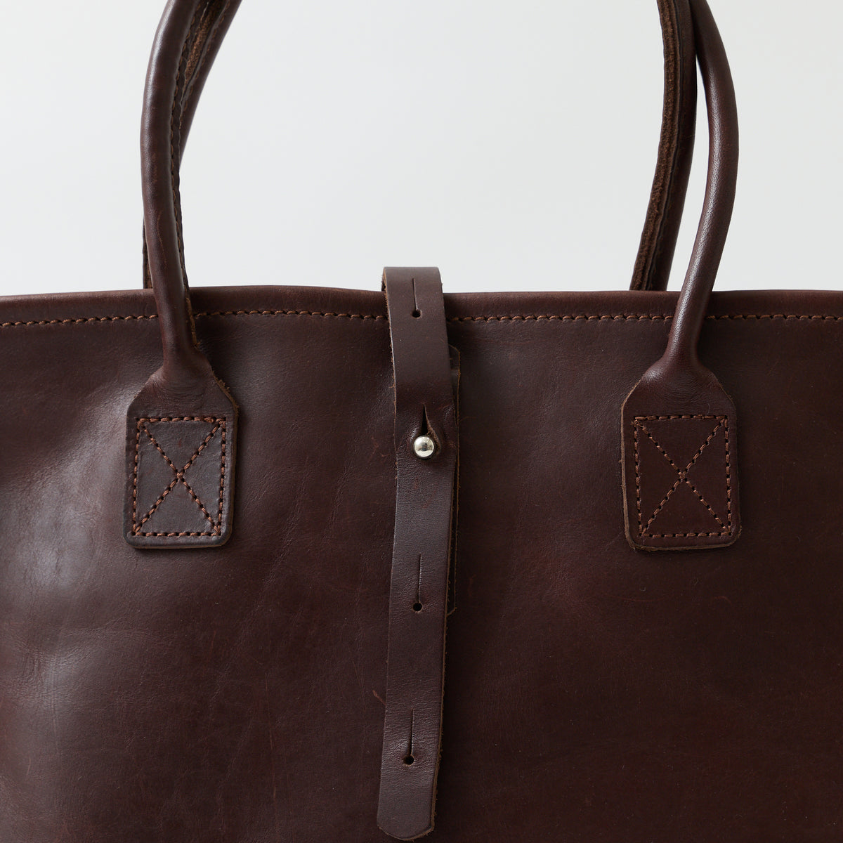 HERITAGE LEATHER ALL LATIGO LEATHER TOTE BAG  W/CLOSURE STRAP - BROWN LATIGO